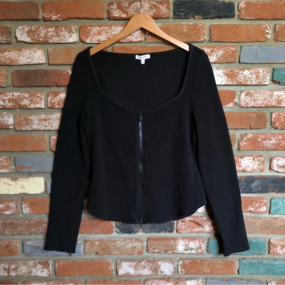 Good American Dramatic Ribbed Front Zip Long Sleeve Top - Picture 4 of 10